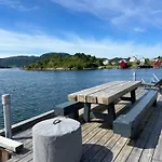 Amundoya Seaside Кристиансунн